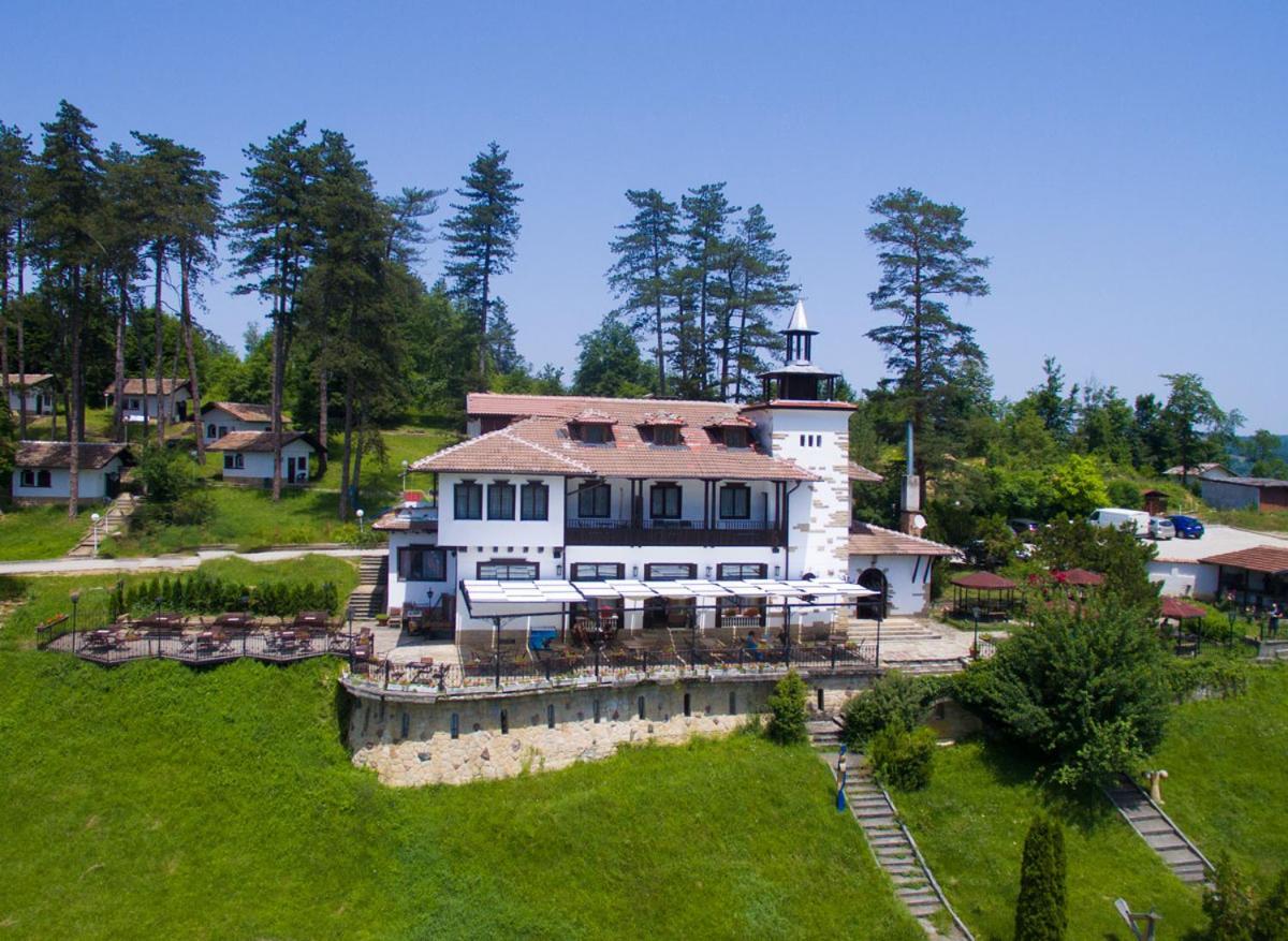Hotel Complex Brashlyan Tryavna Esterno foto