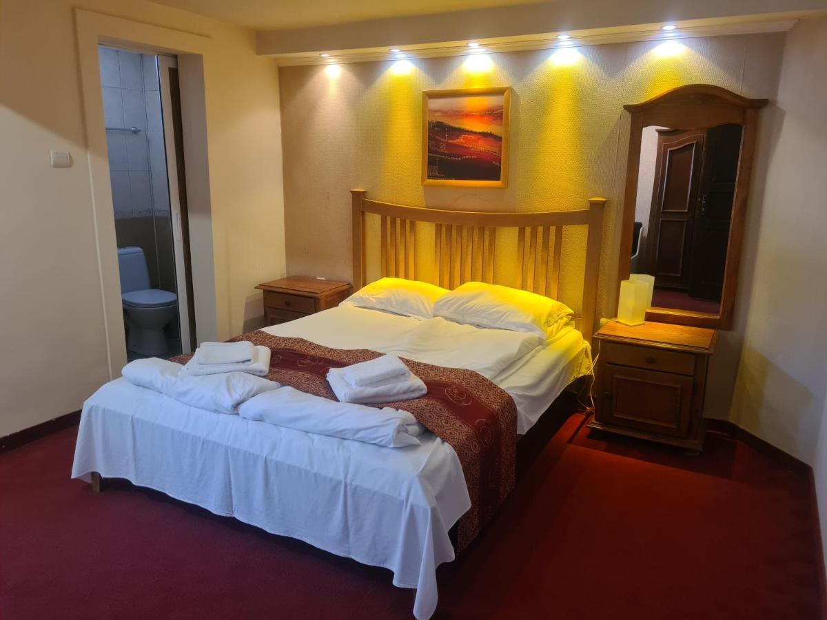 Hotel Complex Brashlyan Tryavna Esterno foto