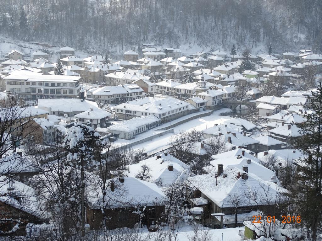 Hotel Complex Brashlyan Tryavna Esterno foto