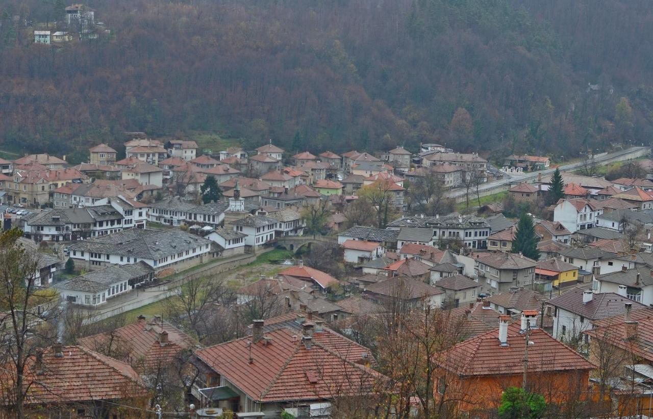 Hotel Complex Brashlyan Tryavna Esterno foto